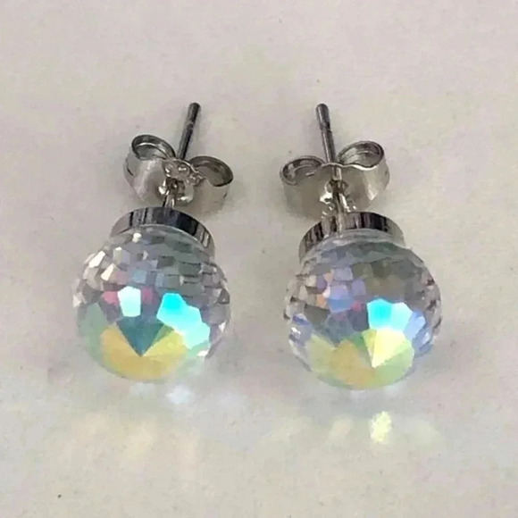 Kaleidoscope Iridescent Disco Ball Shimmer 8mm Stud Earrings NWT - Picture 1 of 4